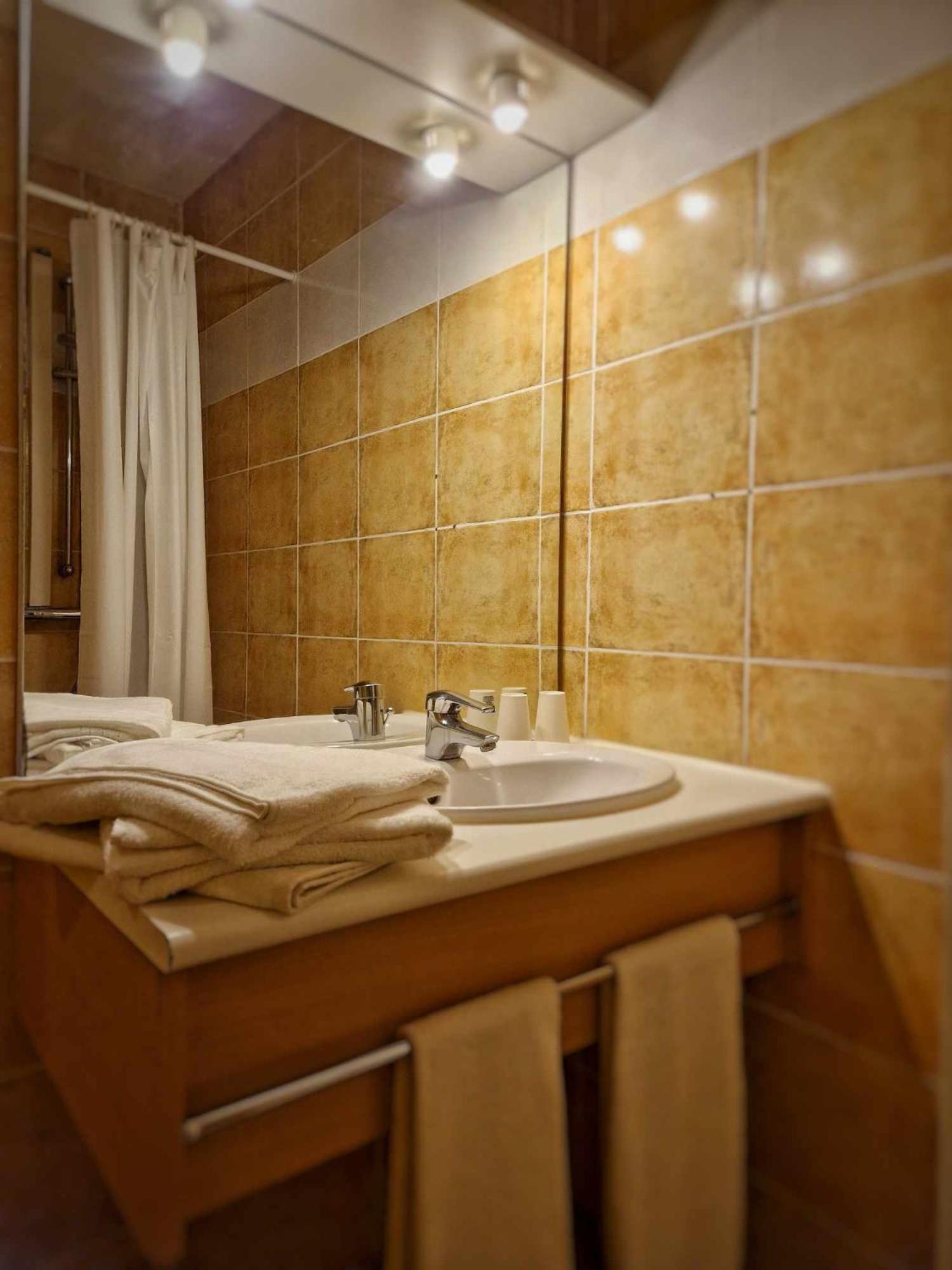 Tempo Hotel Мійо Екстер'єр фото
